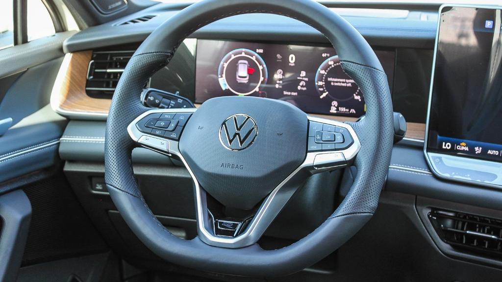 new 2026 Volkswagen Tiguan car, priced at $45,352