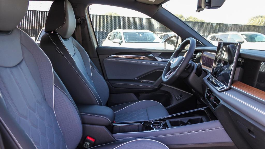 new 2026 Volkswagen Tiguan car, priced at $45,352