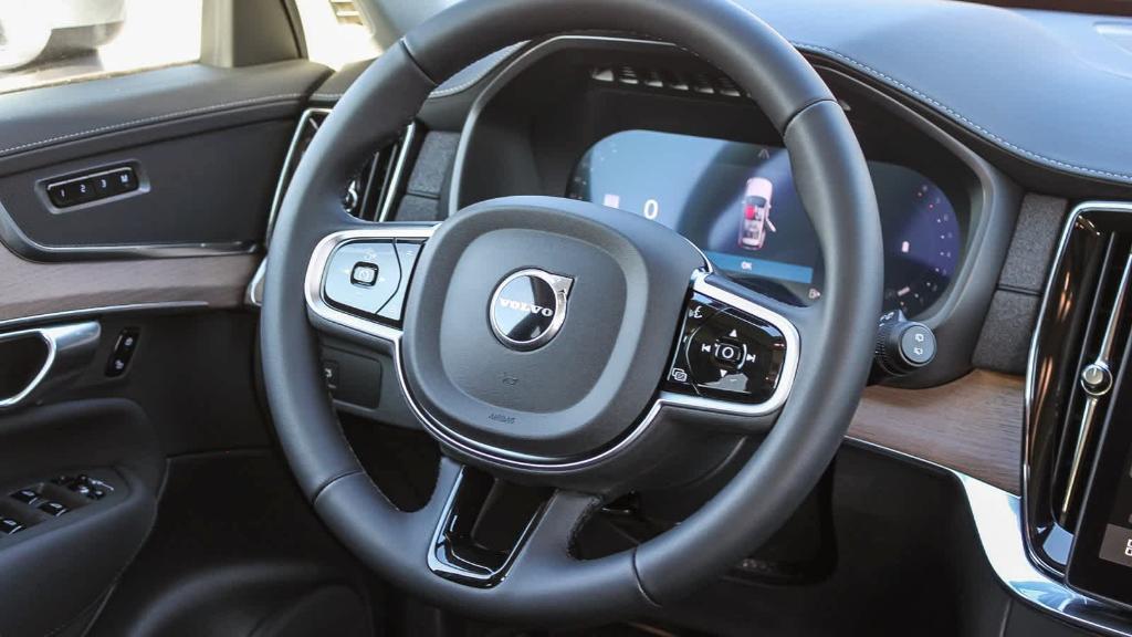 new 2026 Volvo XC90 car, priced at $65,235