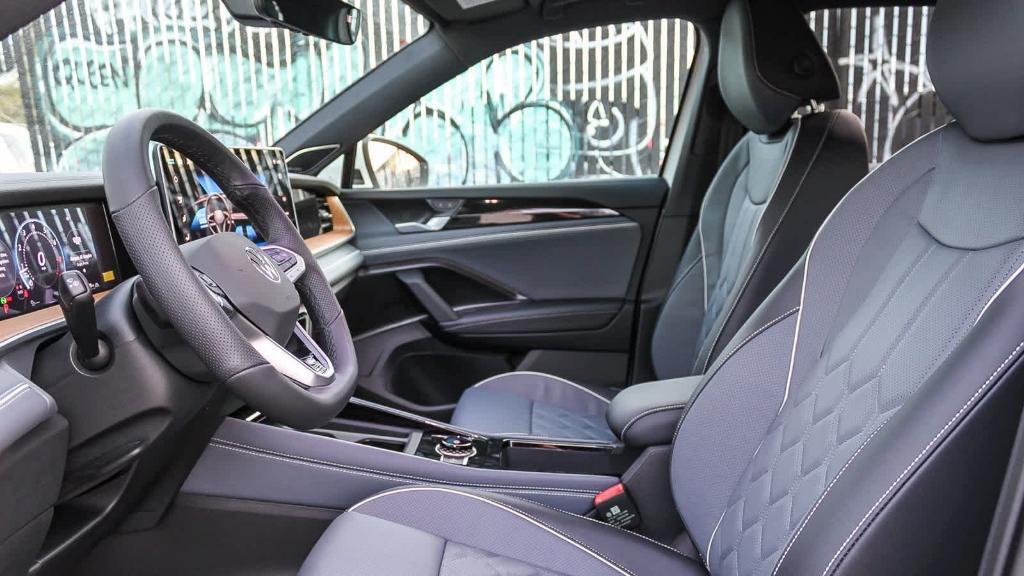 new 2026 Volkswagen Tiguan car, priced at $45,632