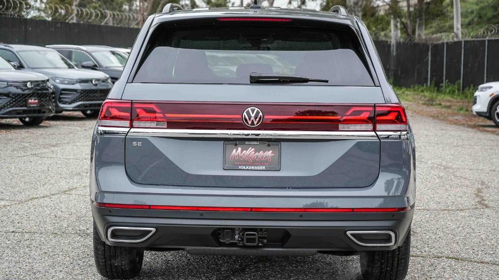 new 2026 Volkswagen Atlas car, priced at $41,438