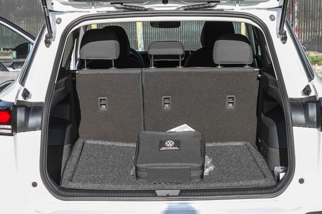 new 2026 Volkswagen Tiguan car, priced at $31,292