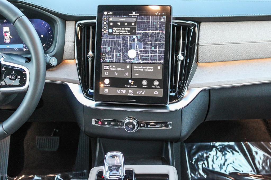 new 2026 Volvo XC90 car, priced at $65,430