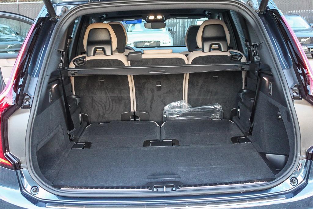new 2026 Volvo XC90 car, priced at $65,430