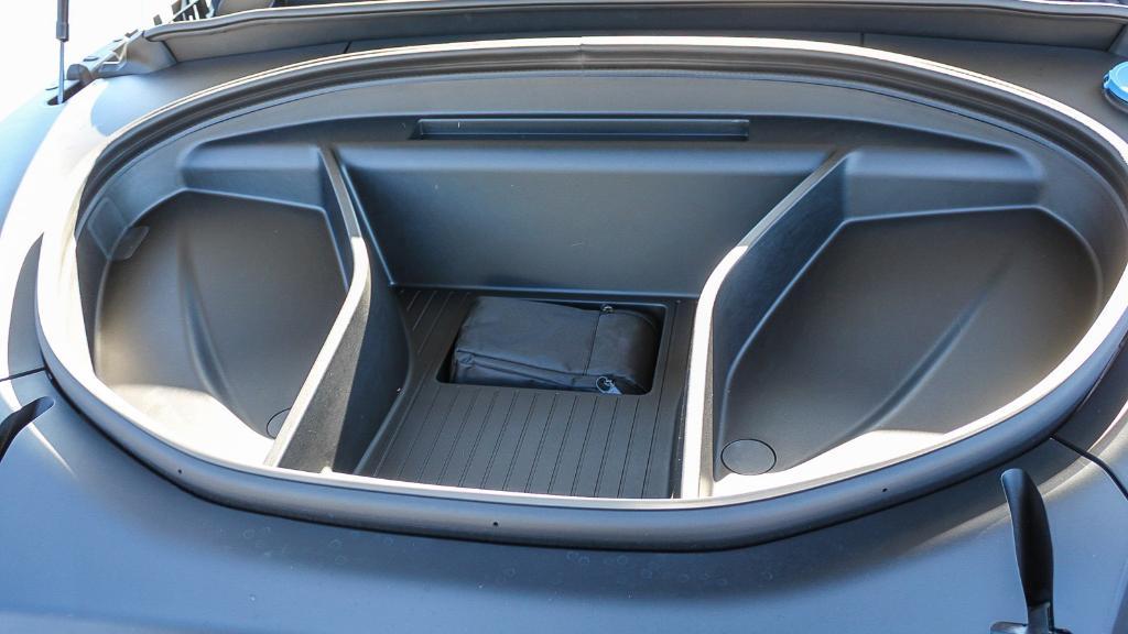 new 2025 Volvo EX90 car, priced at $73,325