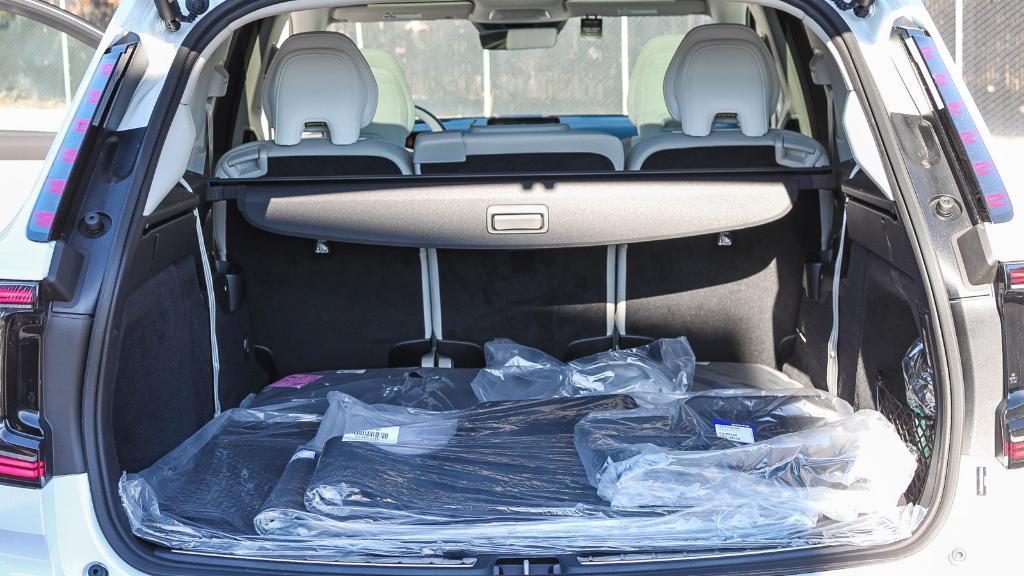 new 2025 Volvo EX90 car, priced at $73,325