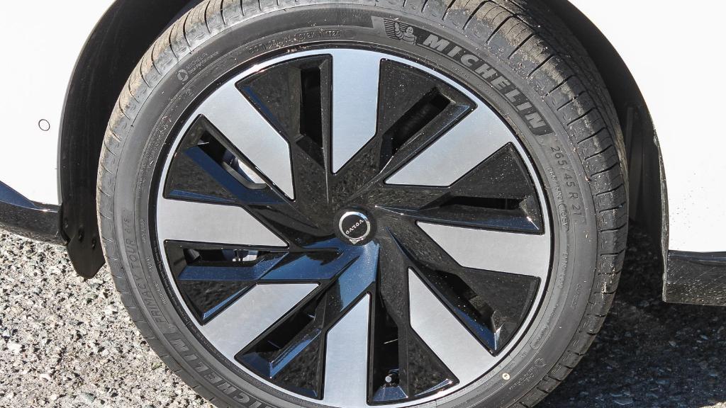 new 2025 Volvo EX90 car, priced at $73,325