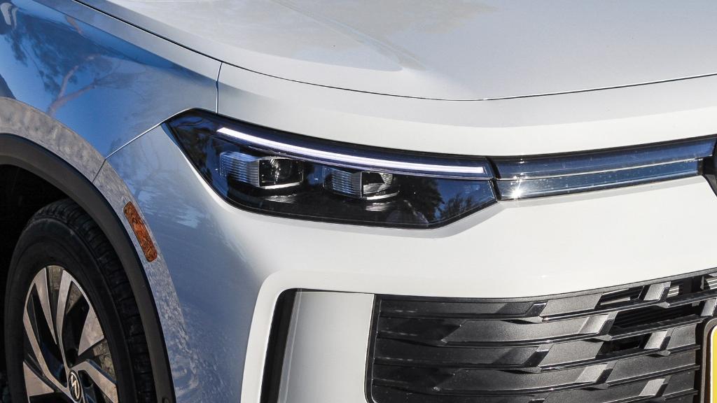 new 2026 Volkswagen Tiguan car, priced at $32,286