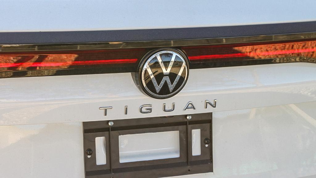 new 2026 Volkswagen Tiguan car, priced at $32,286