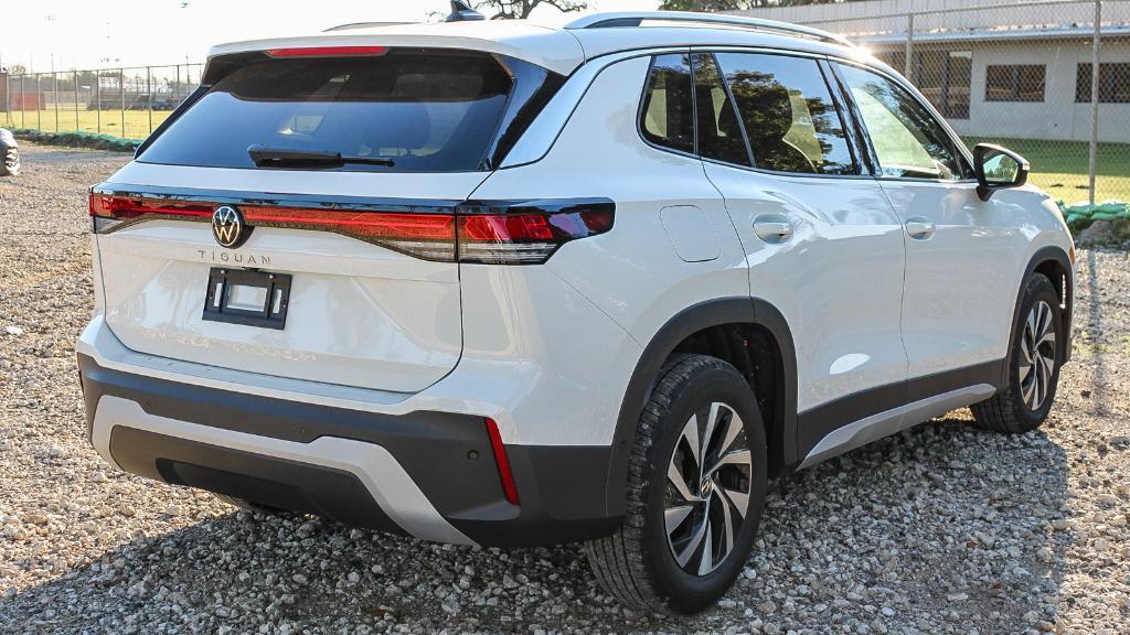 new 2026 Volkswagen Tiguan car, priced at $32,286