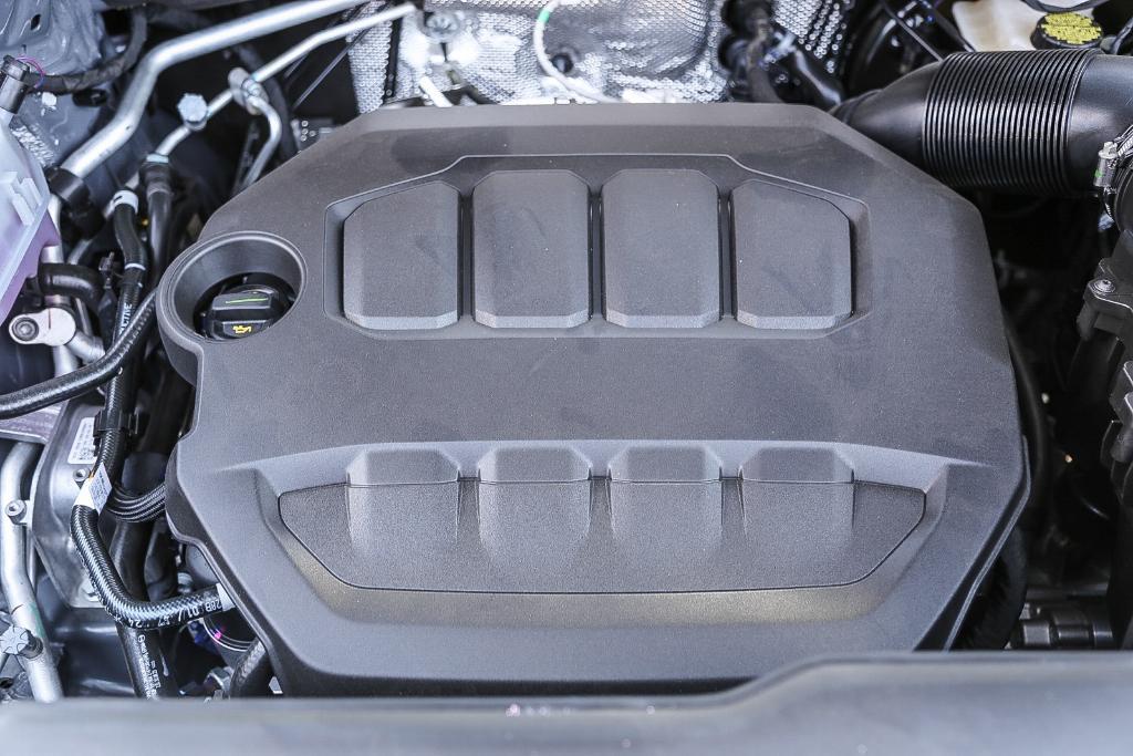 new 2025 Volkswagen Atlas car, priced at $41,504