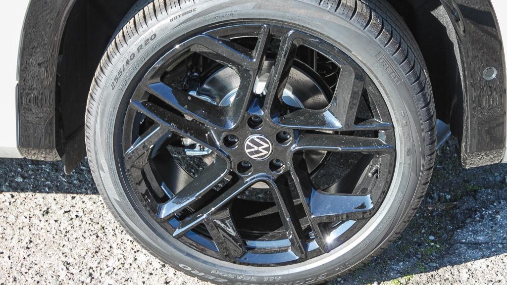 new 2026 Volkswagen Tiguan car, priced at $38,607