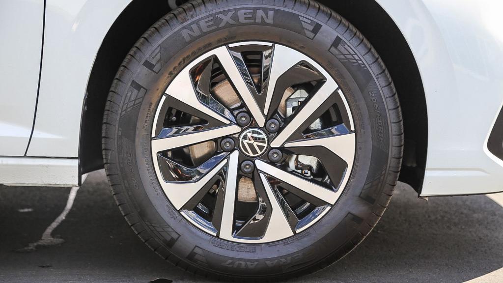 new 2025 Volkswagen Jetta car, priced at $23,090