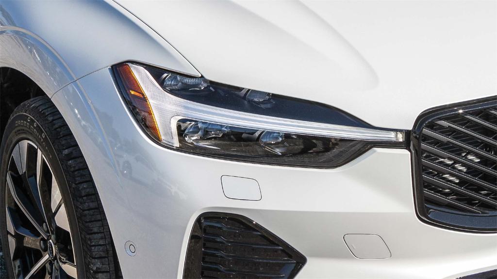 new 2026 Volvo XC60 car, priced at $56,015