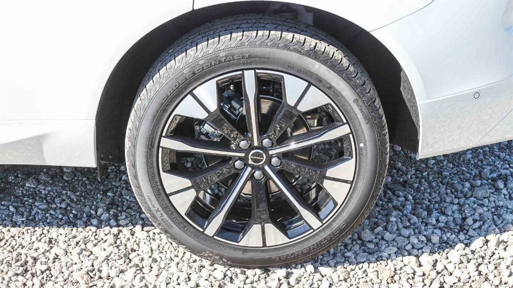 new 2026 Volvo XC60 car, priced at $56,015