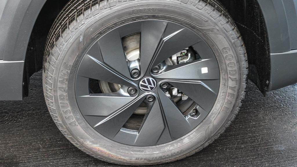 new 2026 Volkswagen Taos car, priced at $28,076