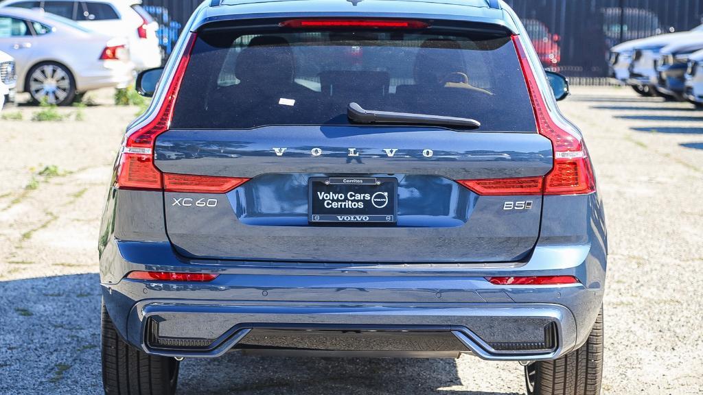 new 2025 Volvo XC60 car, priced at $47,660