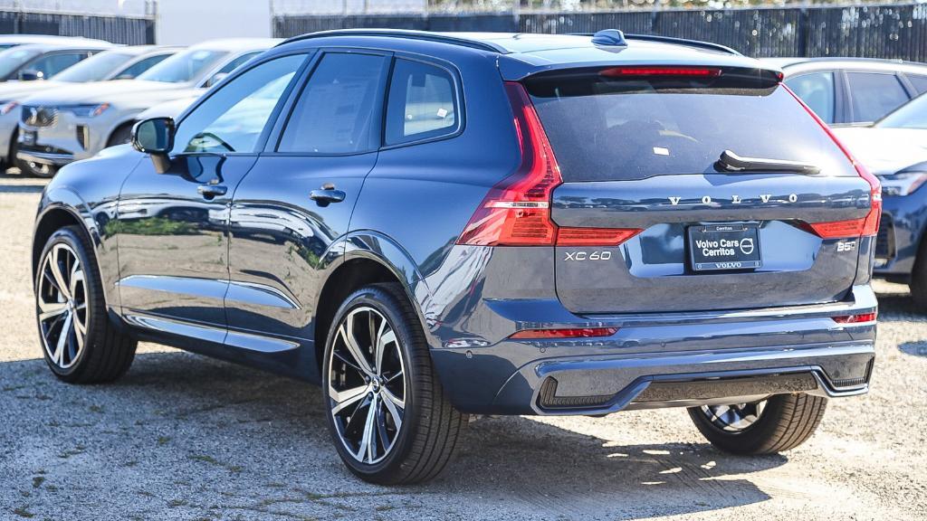 new 2025 Volvo XC60 car, priced at $47,660