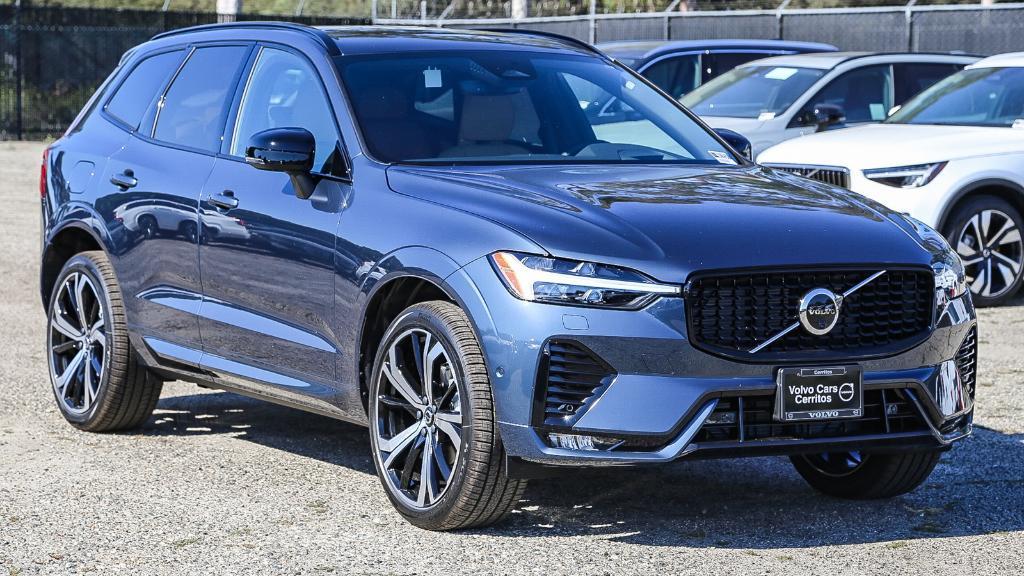 new 2025 Volvo XC60 car, priced at $47,660