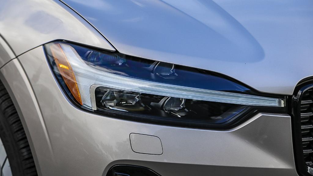 new 2025 Volvo XC60 Plug-In Hybrid car, priced at $49,075