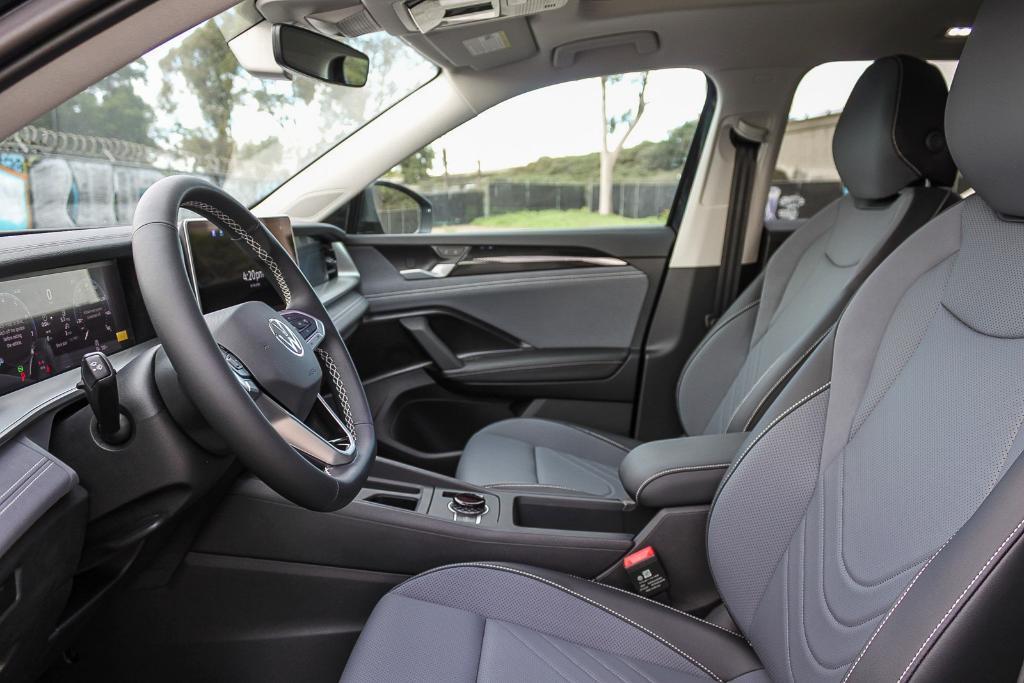 new 2026 Volkswagen Tiguan car, priced at $35,992