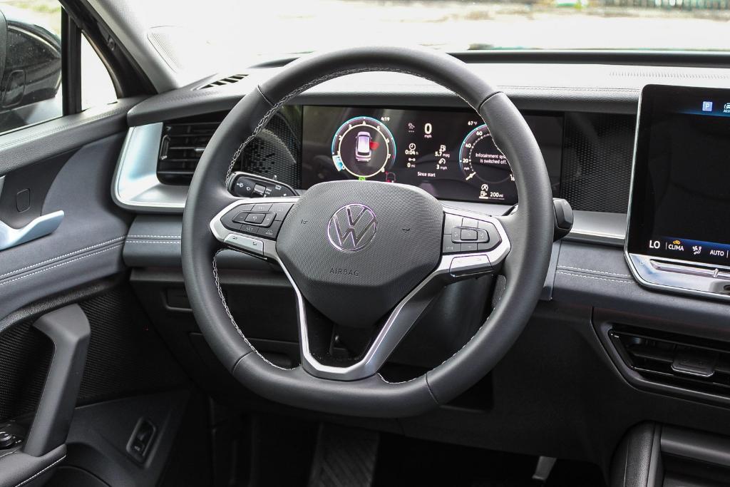 new 2026 Volkswagen Tiguan car, priced at $35,992