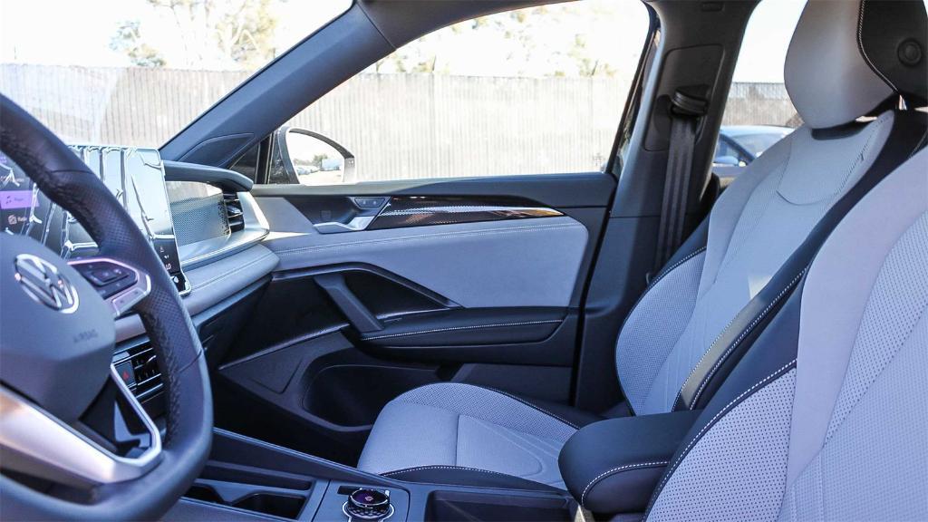 new 2026 Volkswagen Tiguan car, priced at $38,025