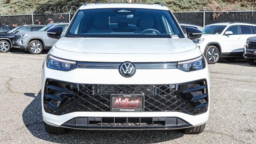 new 2026 Volkswagen Tiguan car, priced at $39,062