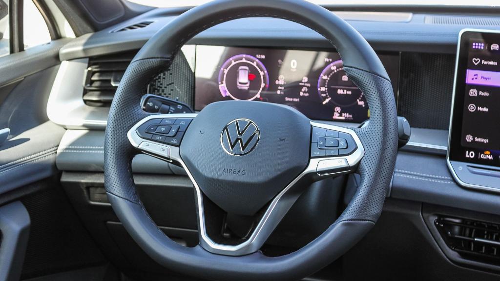 new 2026 Volkswagen Tiguan car, priced at $39,062