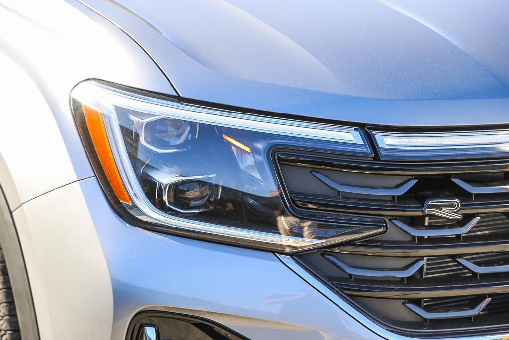 new 2026 Volkswagen Atlas Cross Sport car, priced at $52,900