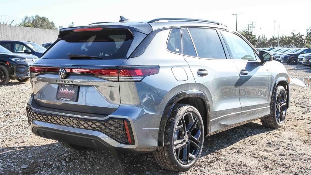 new 2026 Volkswagen Tiguan car, priced at $38,025