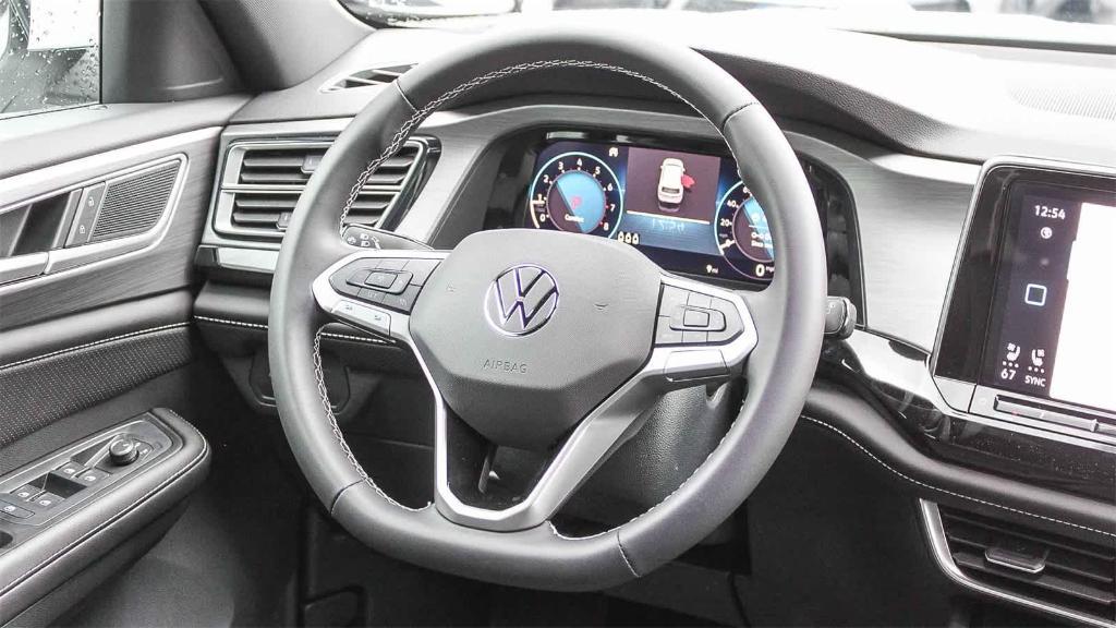 new 2026 Volkswagen Atlas Cross Sport car, priced at $38,035