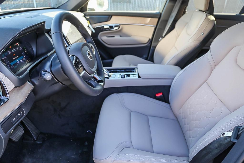 new 2026 Volvo XC90 Plug-In Hybrid car, priced at $79,875