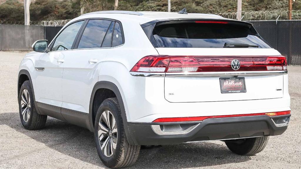 new 2026 Volkswagen Atlas Cross Sport car, priced at $40,231