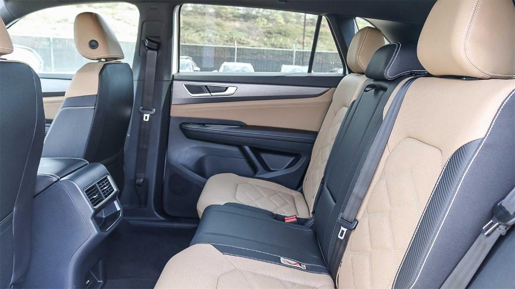 new 2026 Volkswagen Atlas Cross Sport car, priced at $40,231