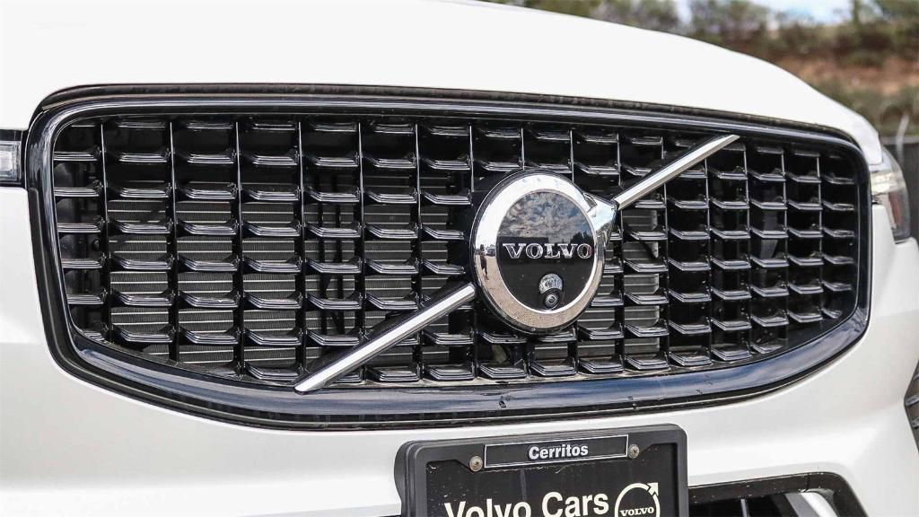 new 2025 Volvo XC60 Plug-In Hybrid car, priced at $58,510