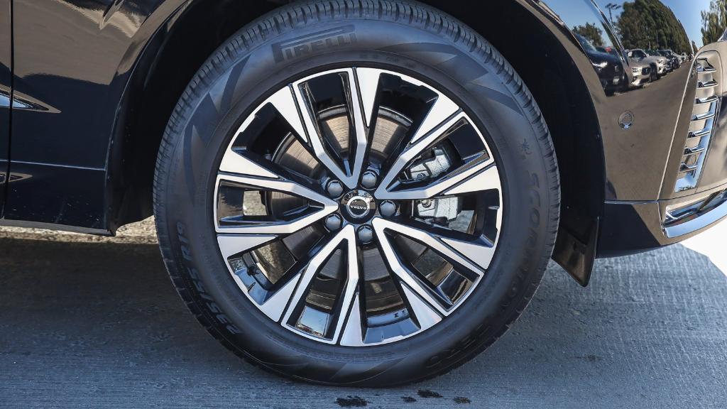 used 2025 Volvo XC60 car, priced at $37,060