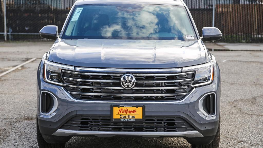 new 2026 Volkswagen Atlas car, priced at $45,234