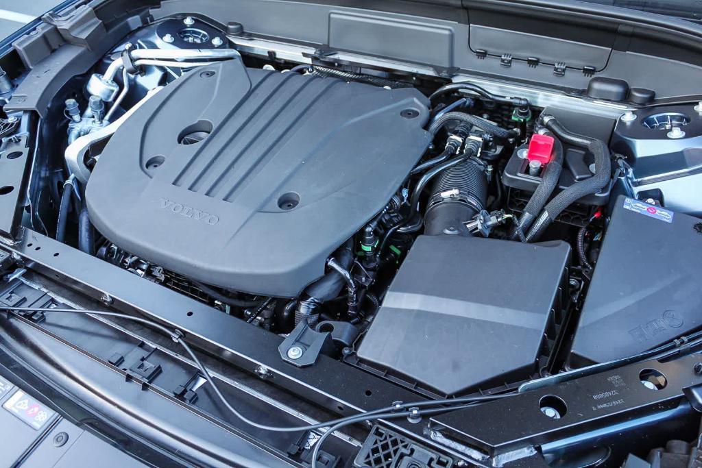 new 2026 Volvo XC60 car, priced at $47,717