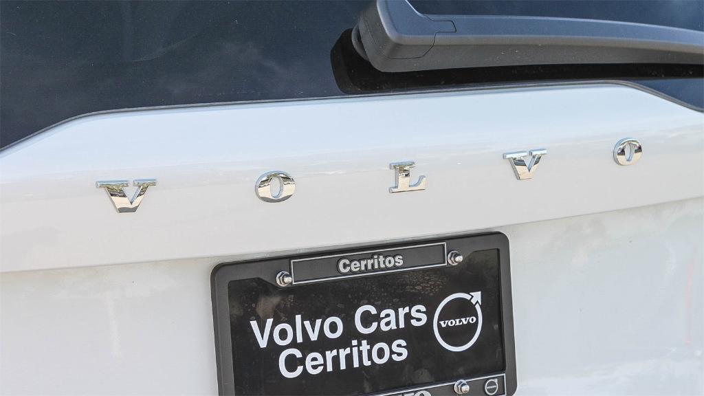 new 2026 Volvo XC90 Plug-In Hybrid car, priced at $79,875