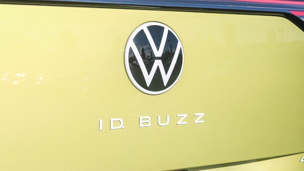 new 2025 Volkswagen ID. Buzz car, priced at $73,413