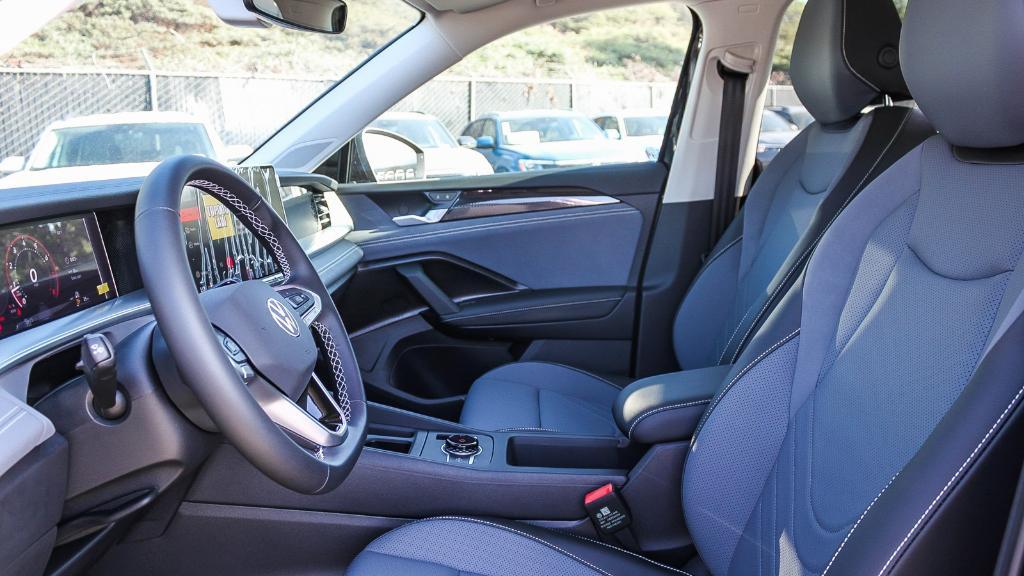 new 2026 Volkswagen Tiguan car, priced at $35,992