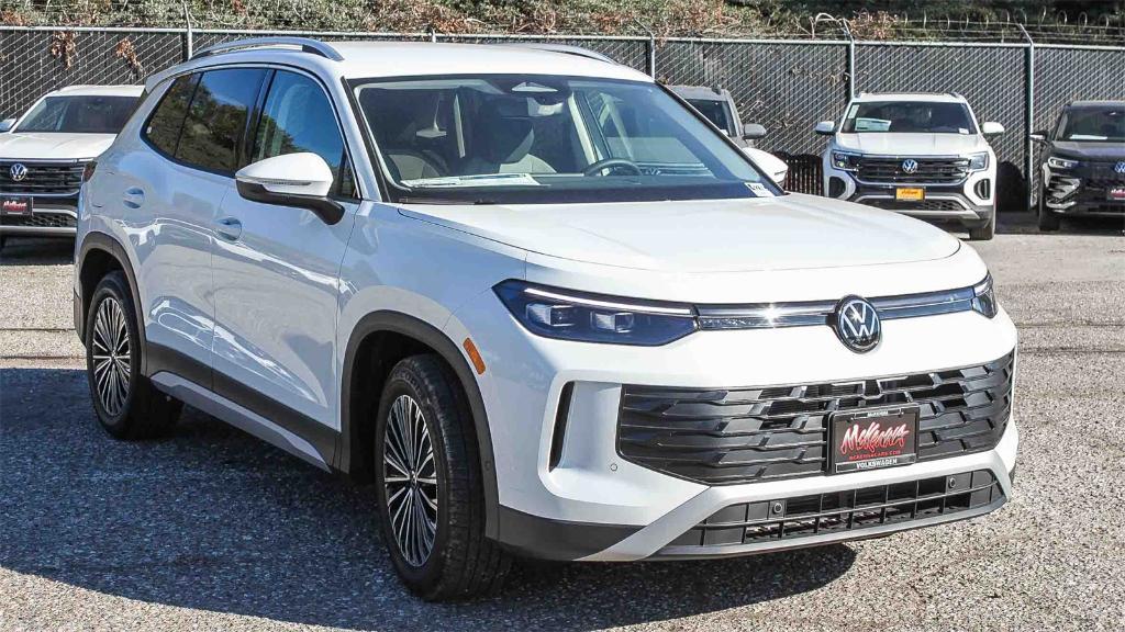 new 2026 Volkswagen Tiguan car, priced at $32,292