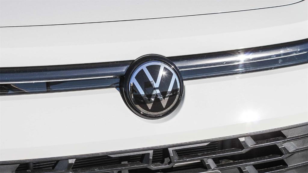 new 2026 Volkswagen Tiguan car, priced at $32,292