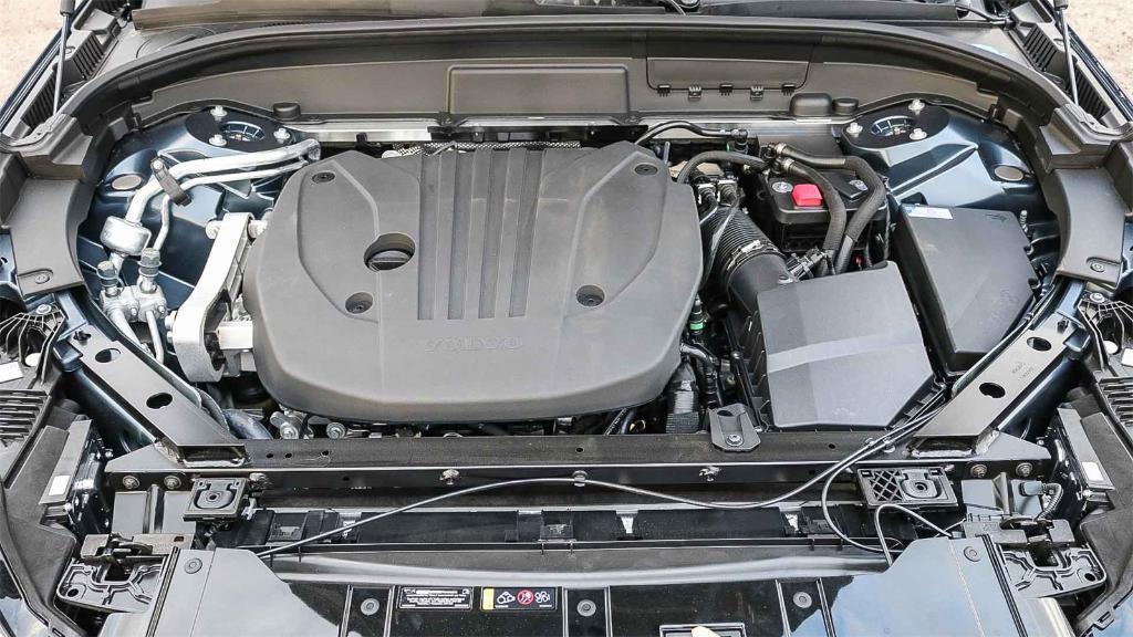 new 2026 Volvo XC60 car, priced at $55,985