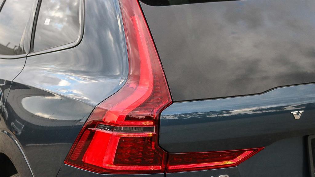 new 2026 Volvo XC60 car, priced at $55,985