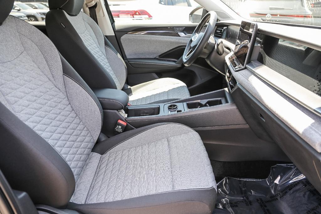 new 2025 Volkswagen Tiguan car, priced at $28,015