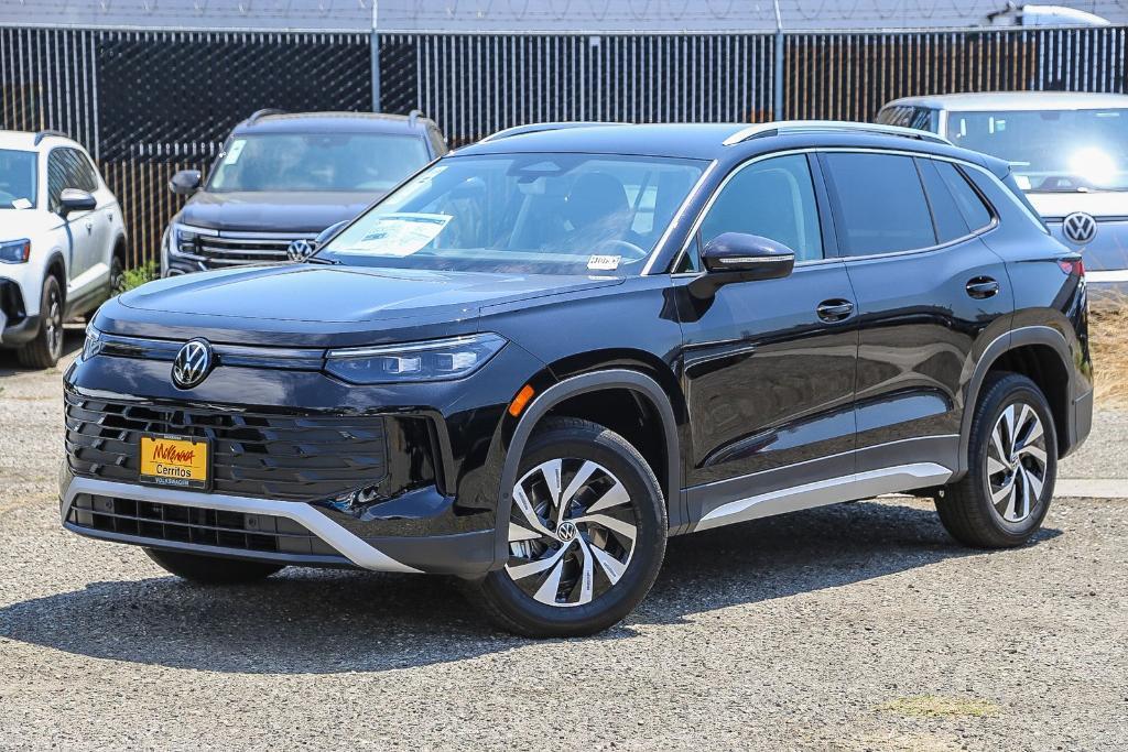 new 2025 Volkswagen Tiguan car, priced at $28,015