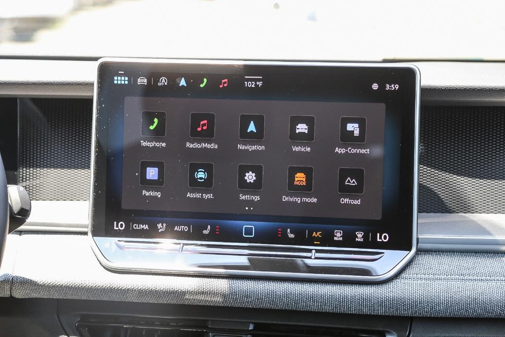 new 2025 Volkswagen Tiguan car, priced at $28,015