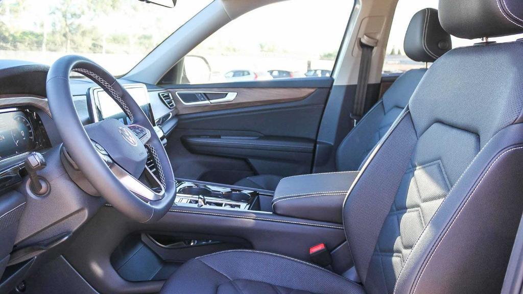 new 2026 Volkswagen Atlas car, priced at $45,474